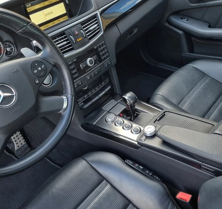 Mercedes-Benz Klasa E cena 126000 przebieg: 139000, rok produkcji 2010 z Łańcut małe 781